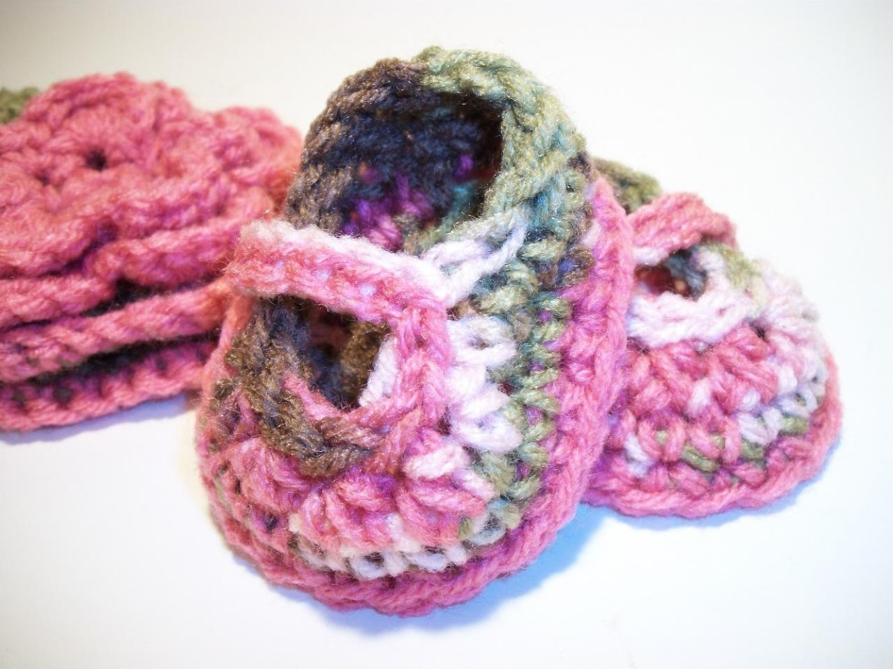 Camo Pink Mary Jane Booties Preemie Newborn 0-3 Month Baby Crochet Photo Prop